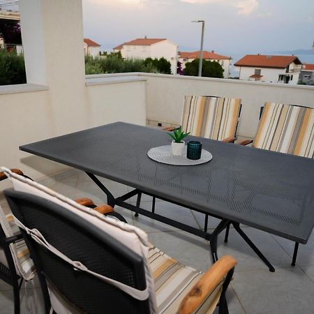 Villa Vinko โตรกีร์ ภายนอก รูปภาพ