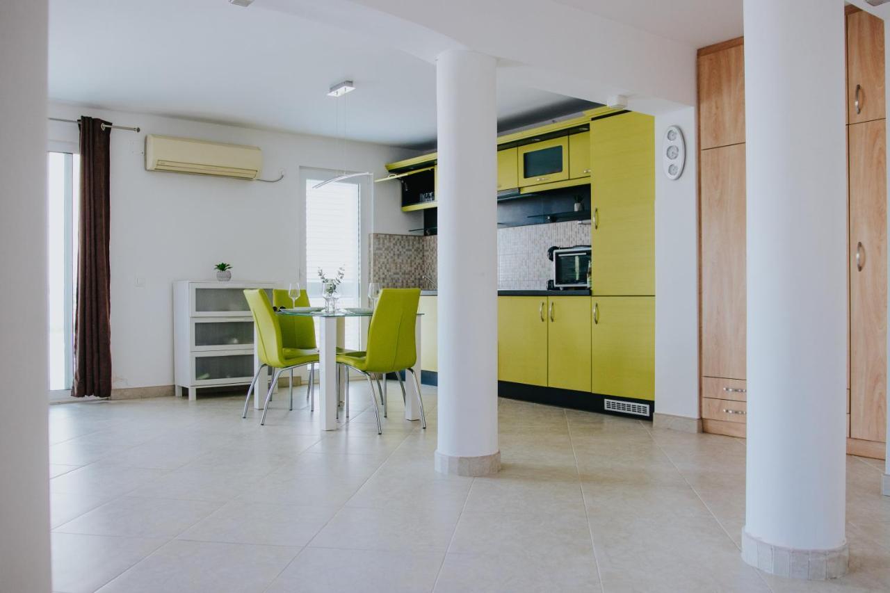 Villa Vinko โตรกีร์ ภายนอก รูปภาพ