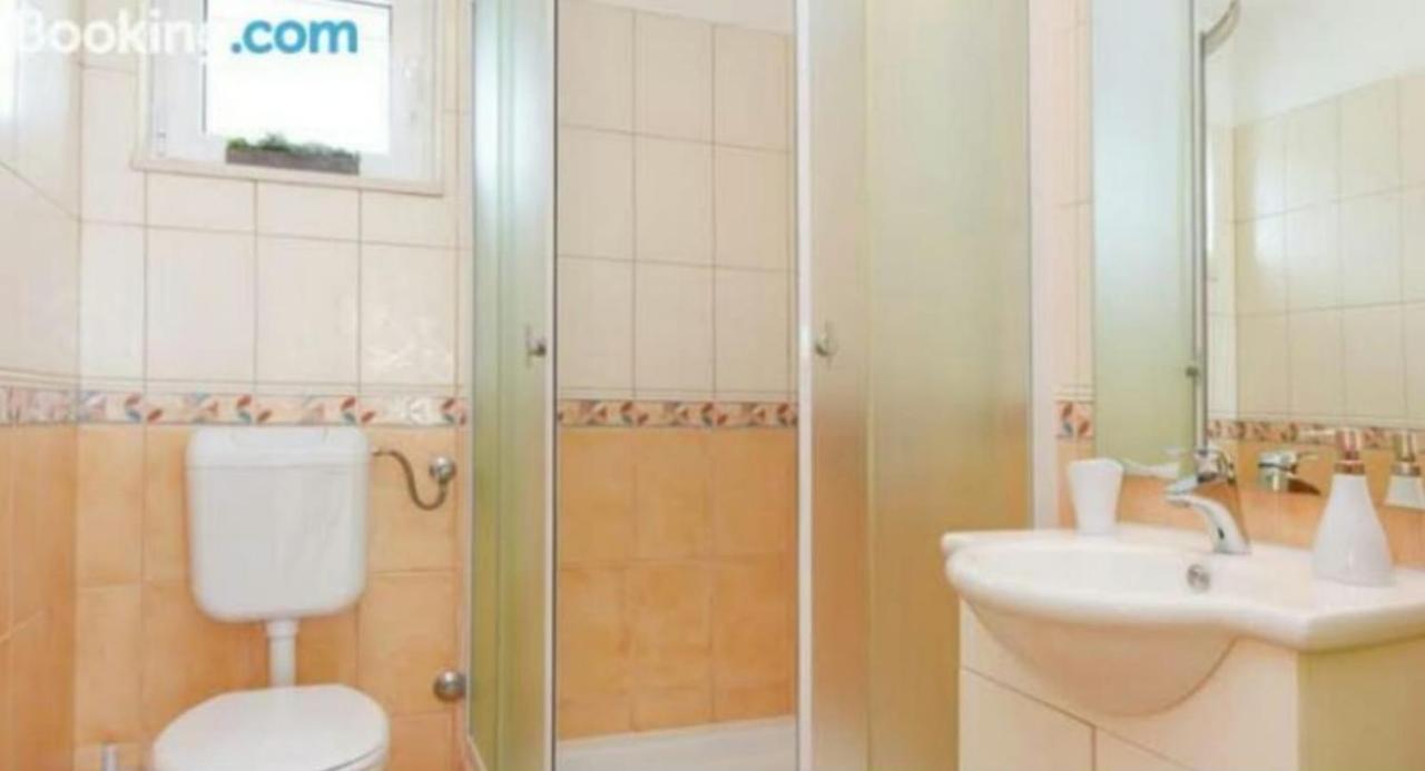 Villa Vinko โตรกีร์ ภายนอก รูปภาพ