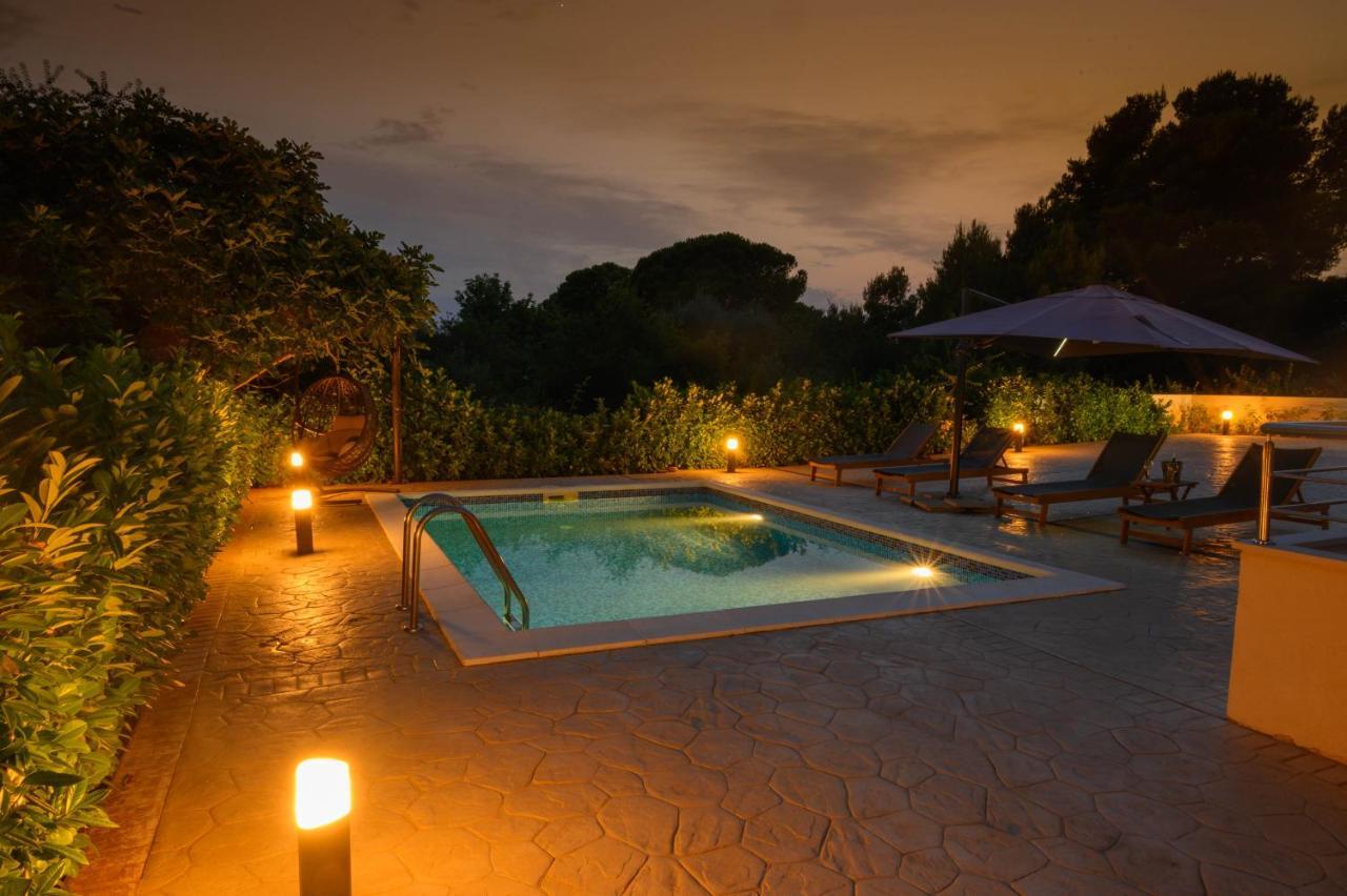 Villa Vinko โตรกีร์ ภายนอก รูปภาพ